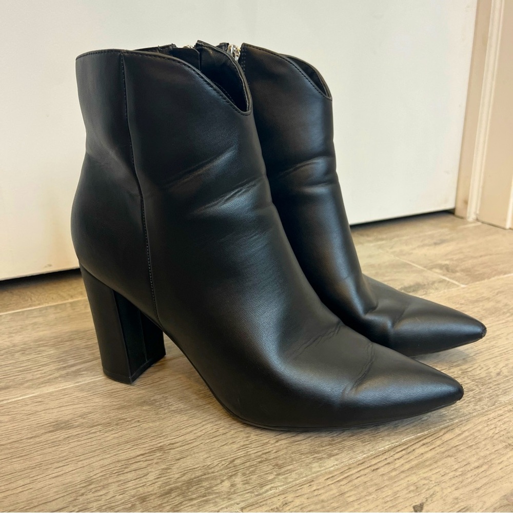 Marc Fisher Women’s Black Guzina 3 Ankle Booties Size 8 M Pointed Toe Zip Side